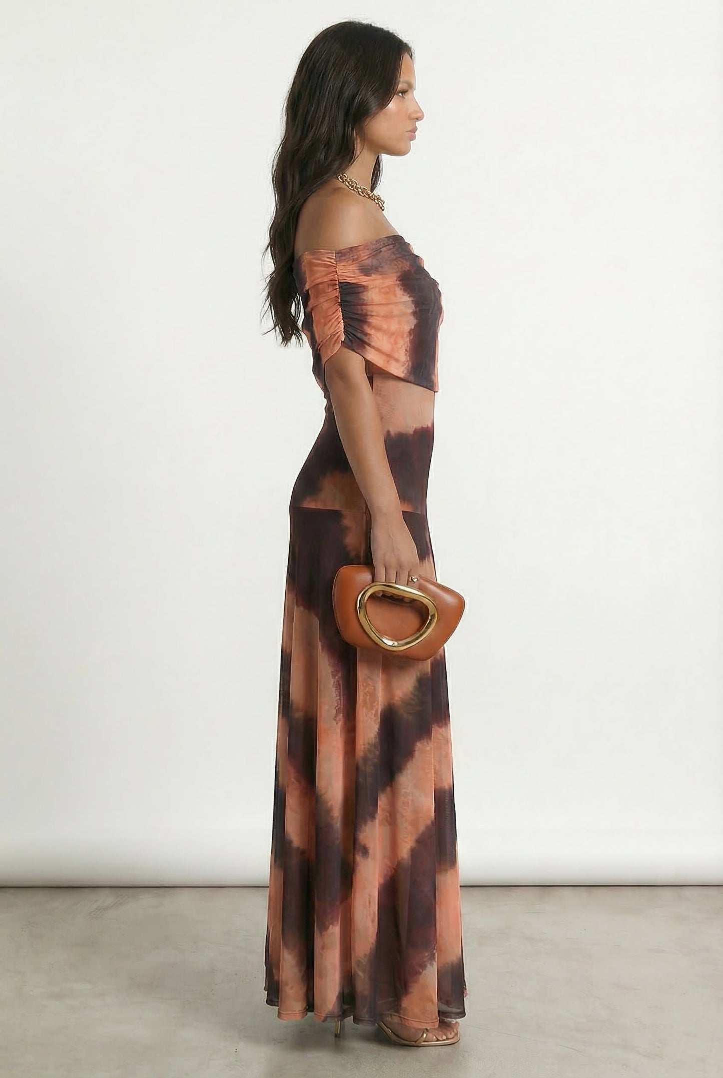 CAMELIA | CORAL CHOCOLATE