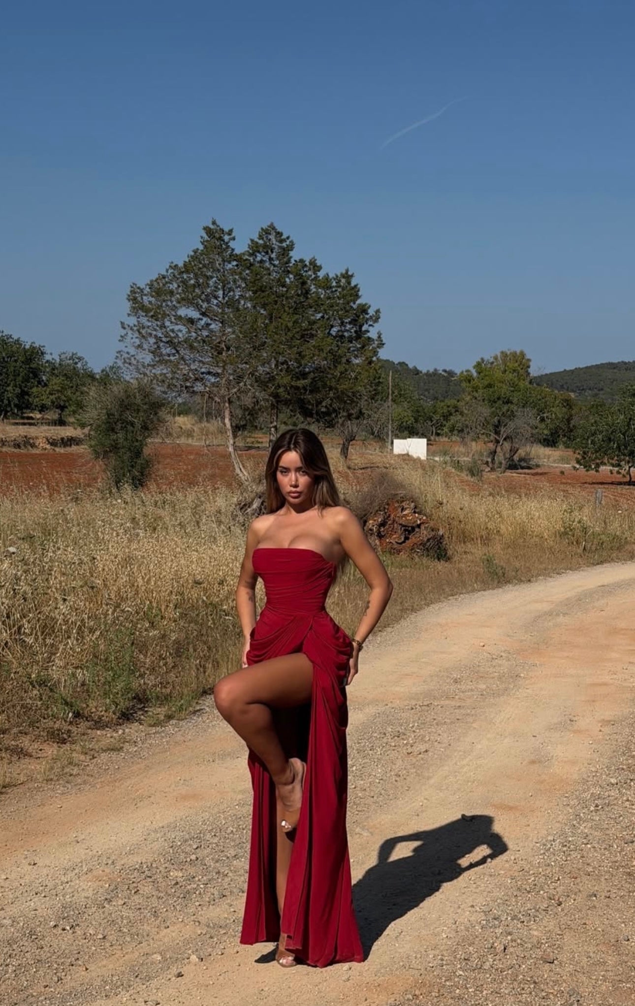MEGAN | BURDEOS