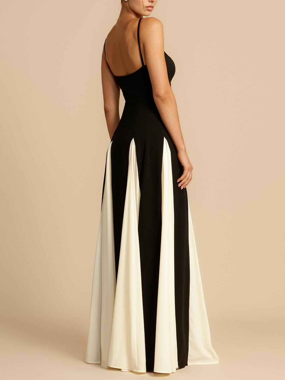 SARITA | NEGRO